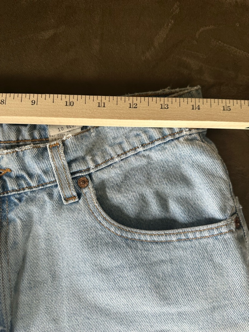 Levi's Light Wash Vintage Jean Short - Picture 3 of 6